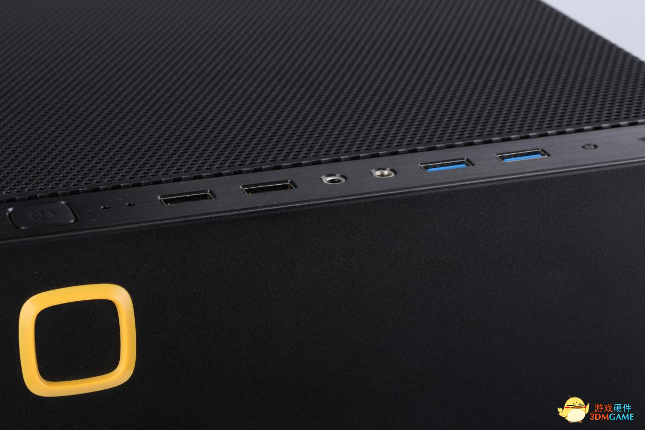 装机推荐|五彩斑斓黑也能打造主机？小白分体式水冷初体验