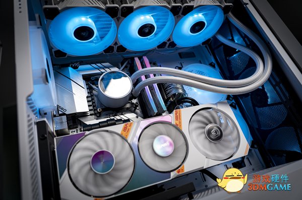 iGame桌面艺术之旅，雪白整机等你赢！