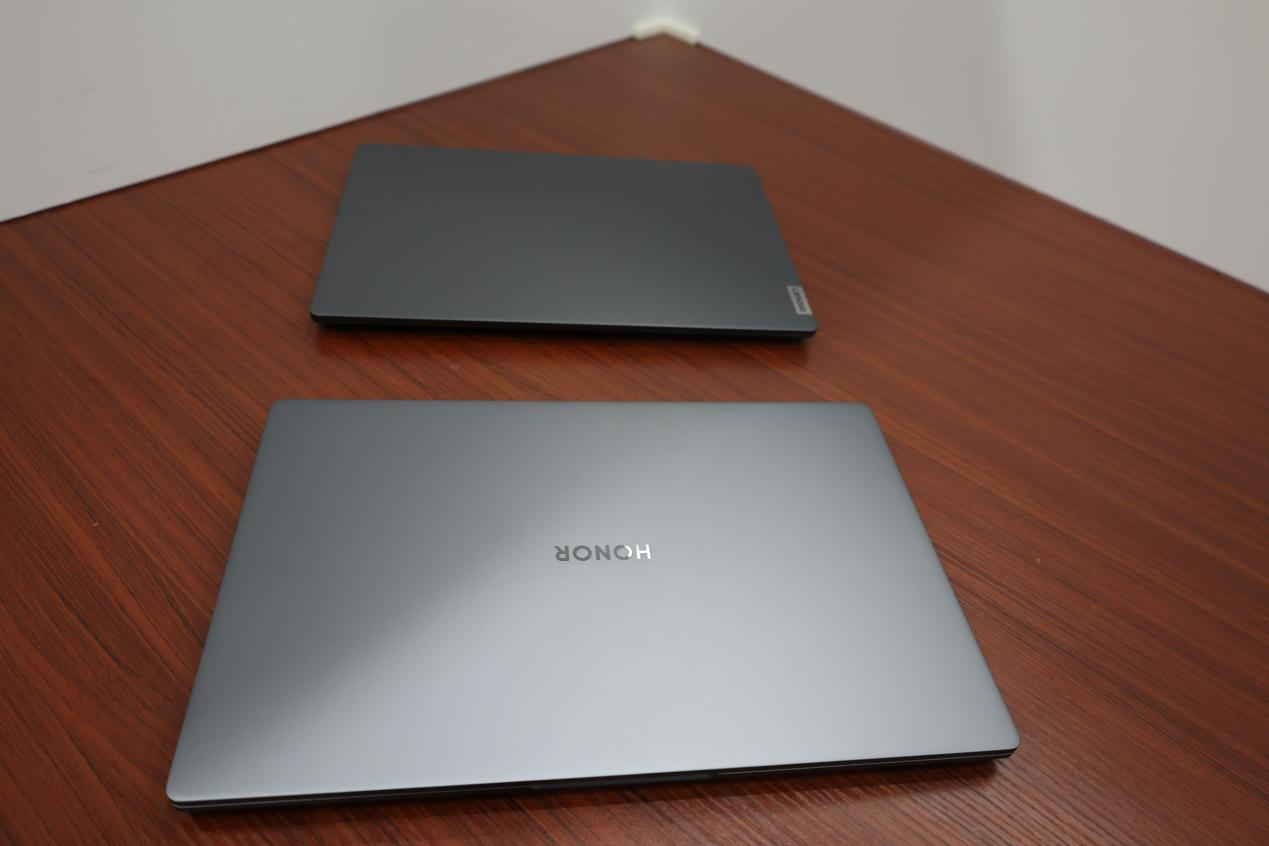 荣耀MagicBook 16 Pro VS 联想小新Pro 16