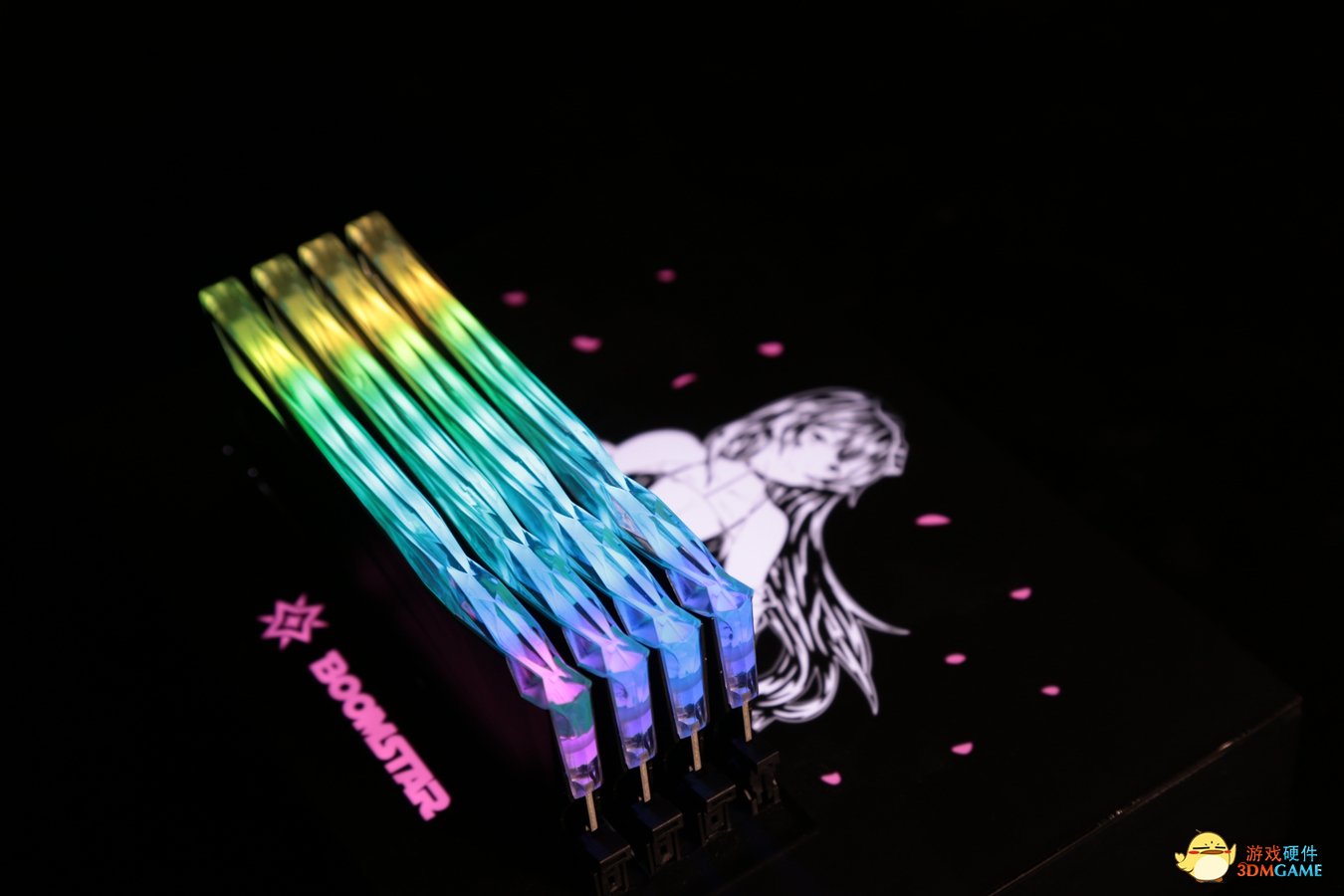 影驰全家桶|在寒风乍起的秋天，打造属于你的阳光