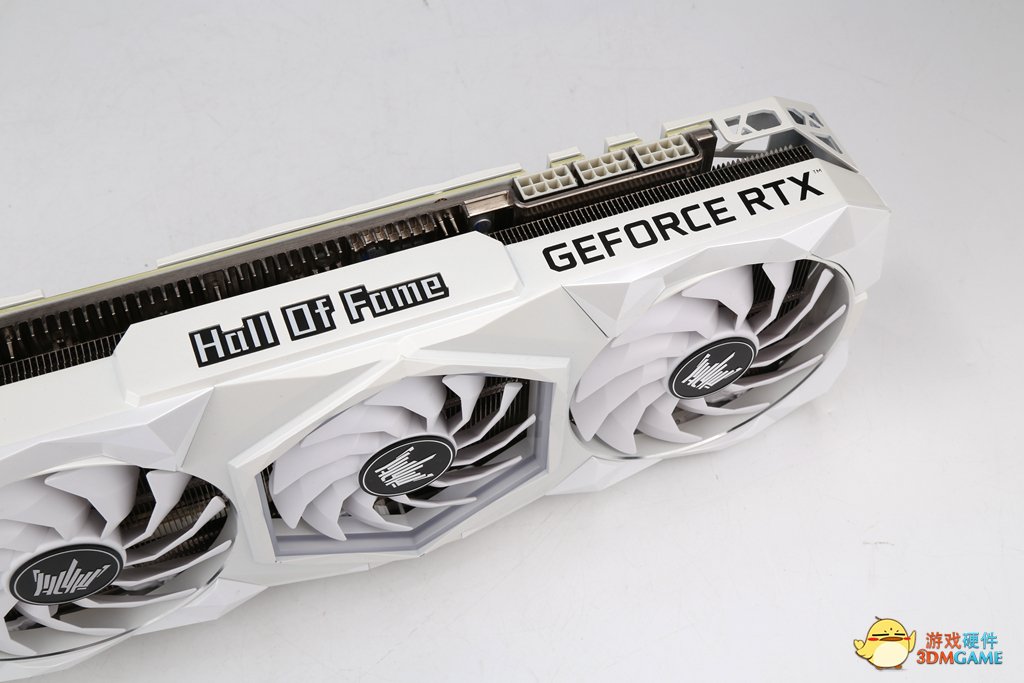 11月装机推荐|以旗舰撞旗舰！