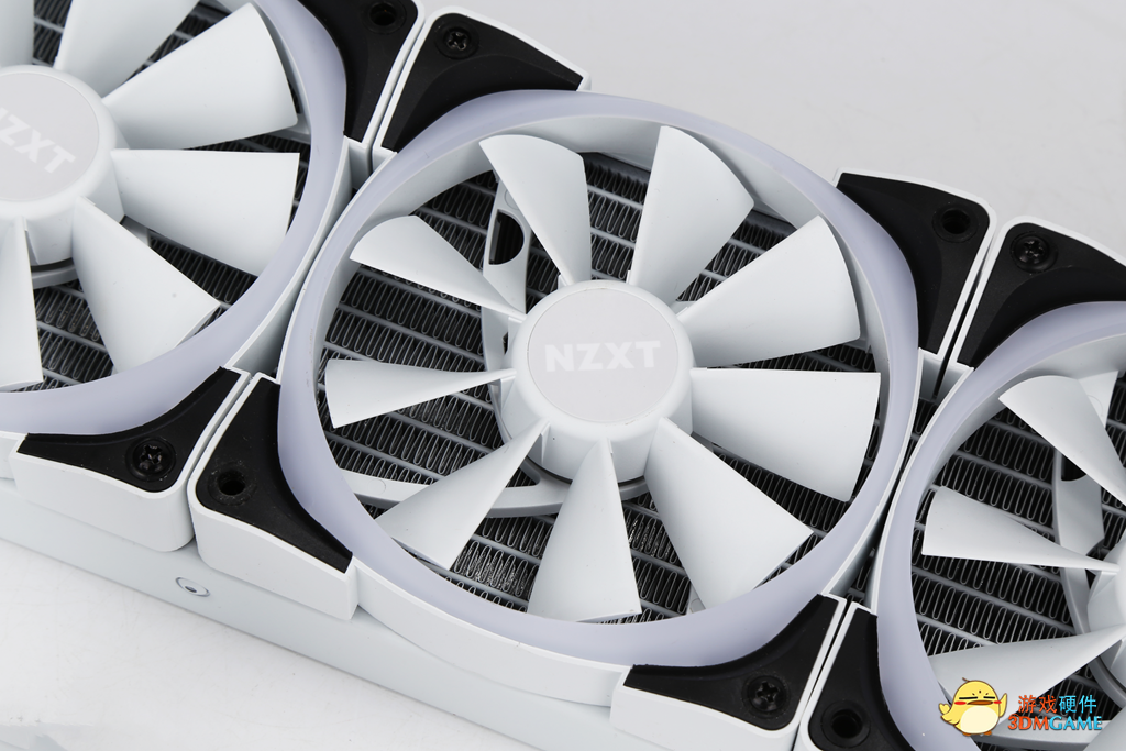 11月装机推荐|以旗舰撞旗舰！