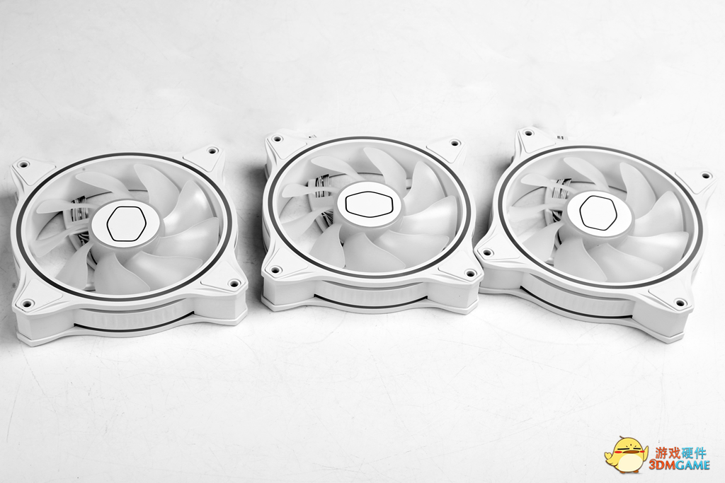 11月装机推荐|以旗舰撞旗舰！