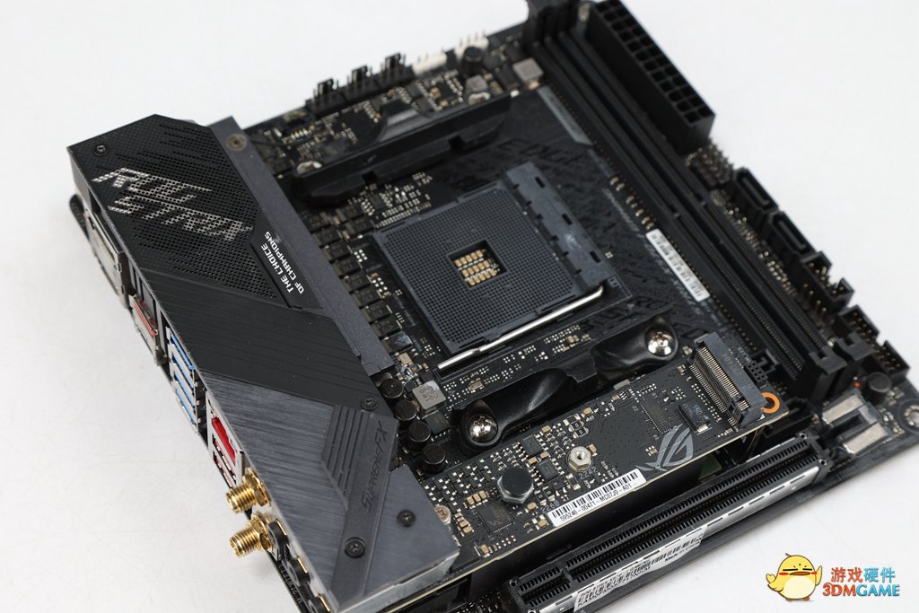 12月装机推荐可以抱着走的ITX小机箱