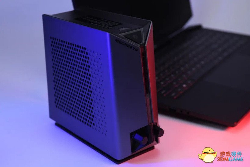 机械革命旷世水冷游戏本拆机图公布，水冷管道贯穿 CPU 和 GPU
