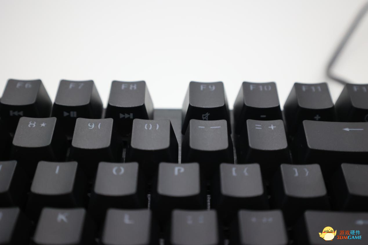 罗技G412 TKL SE键盘评测：TKL键盘的不二之选