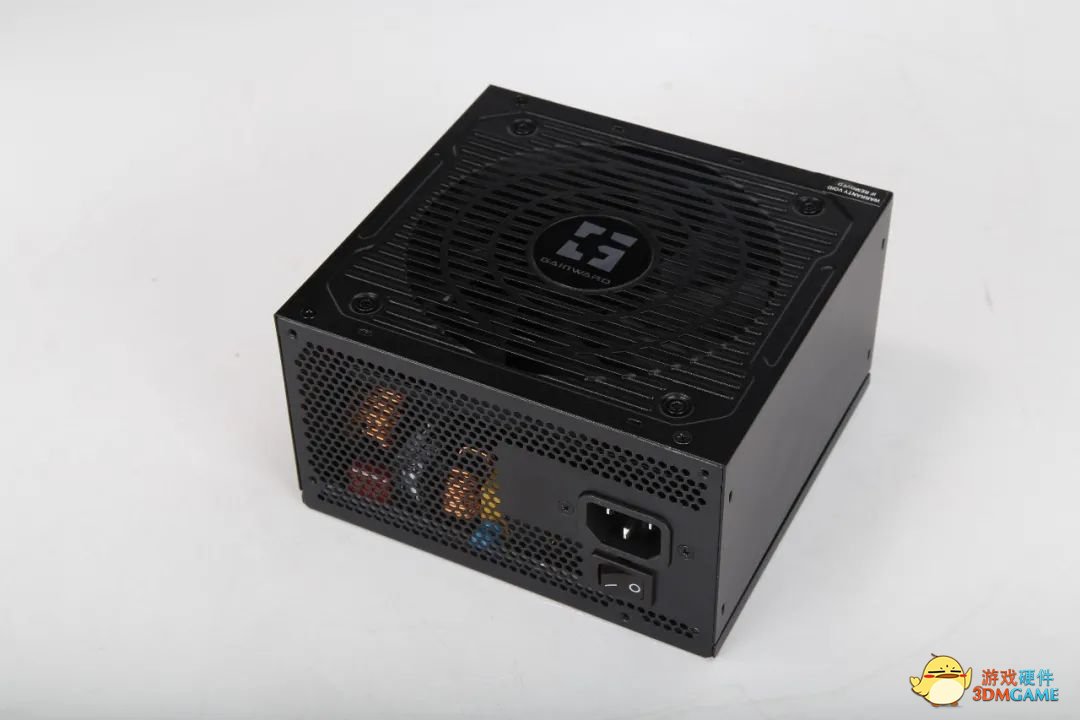 金牌转换效率+全模组设计，耕升星源G850电源给你提供超强动力