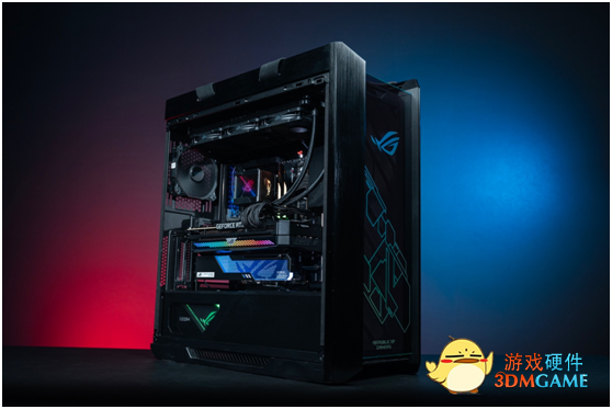 新款ROG STRIX显卡支架降临 RGB灯效打造信仰氛围