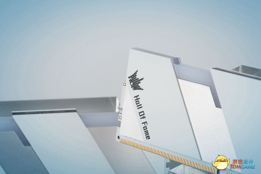 影驰暑期清凉套装，这不攒个机？