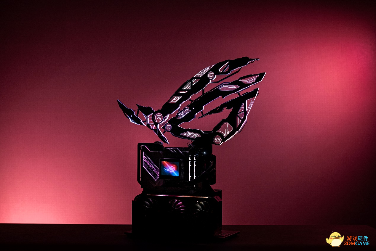 华硕Z690吹雪主板助沫子打造高颜值主机