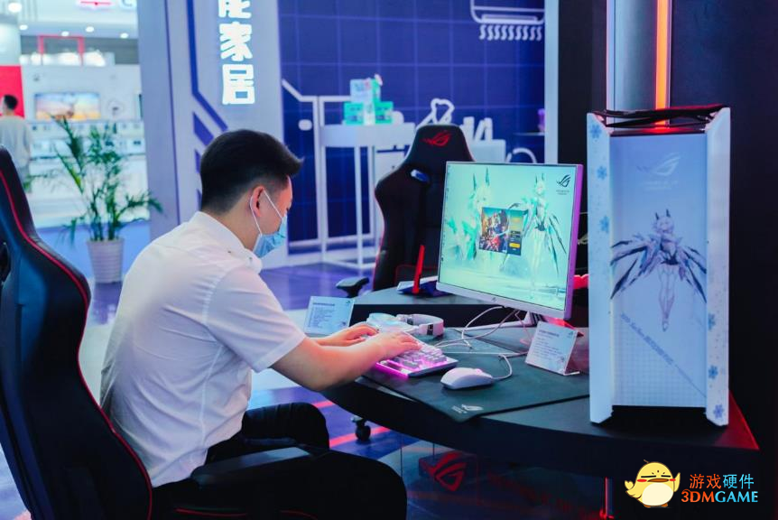 华硕主板亮相西洽会 多方案满足全需求