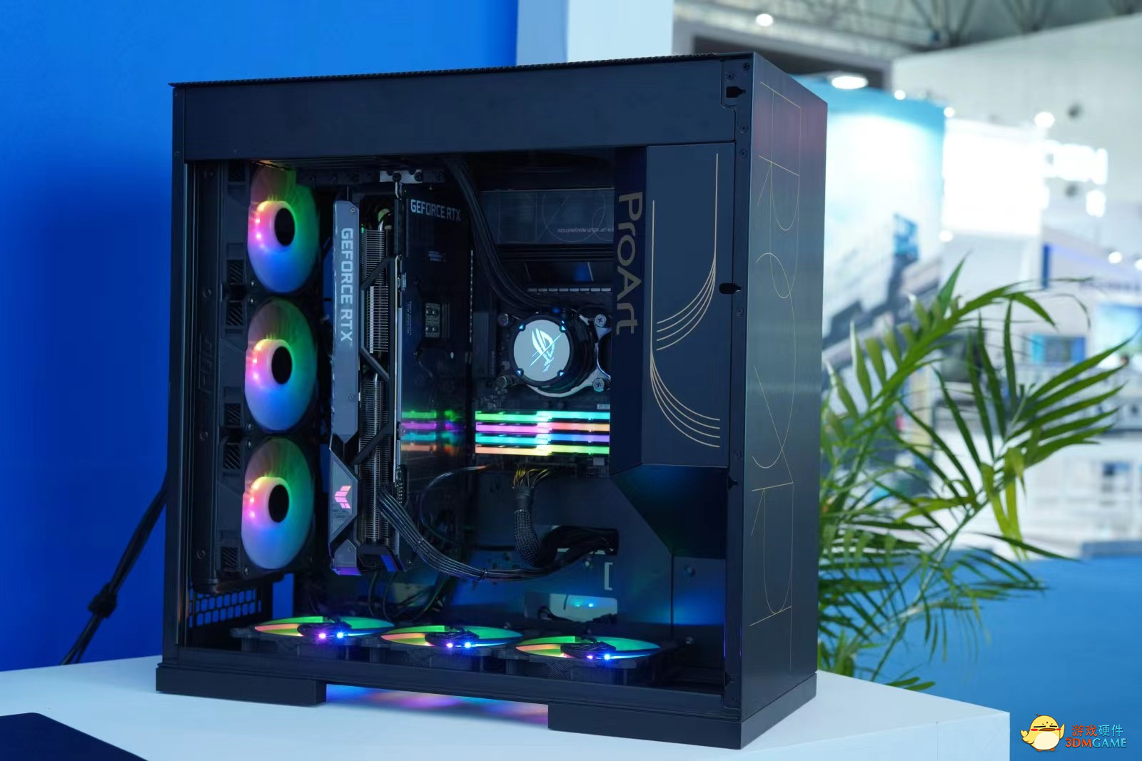 华硕主板亮相西洽会 多方案满足全需求