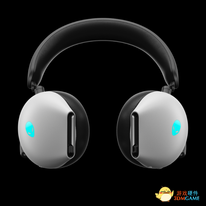 沉浸大屏搭配CHERRY机械键盘 戴尔游匣G16拉满游戏酣战新体验