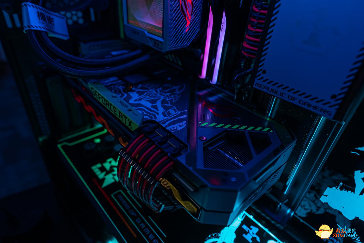 华硕Z690主板助力江南第一深情童锦程电竞房