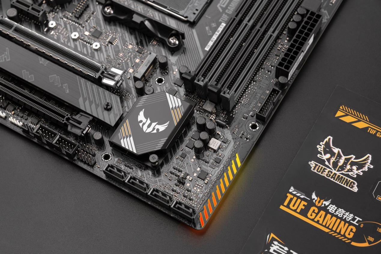 桌面美学新风尚 华硕重炮手主板强势助力