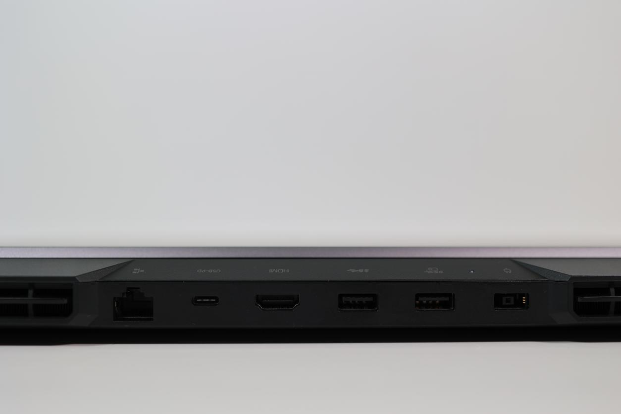 联想拯救者R9000P高性能电竞本测评: 纵横战场无可匹敌