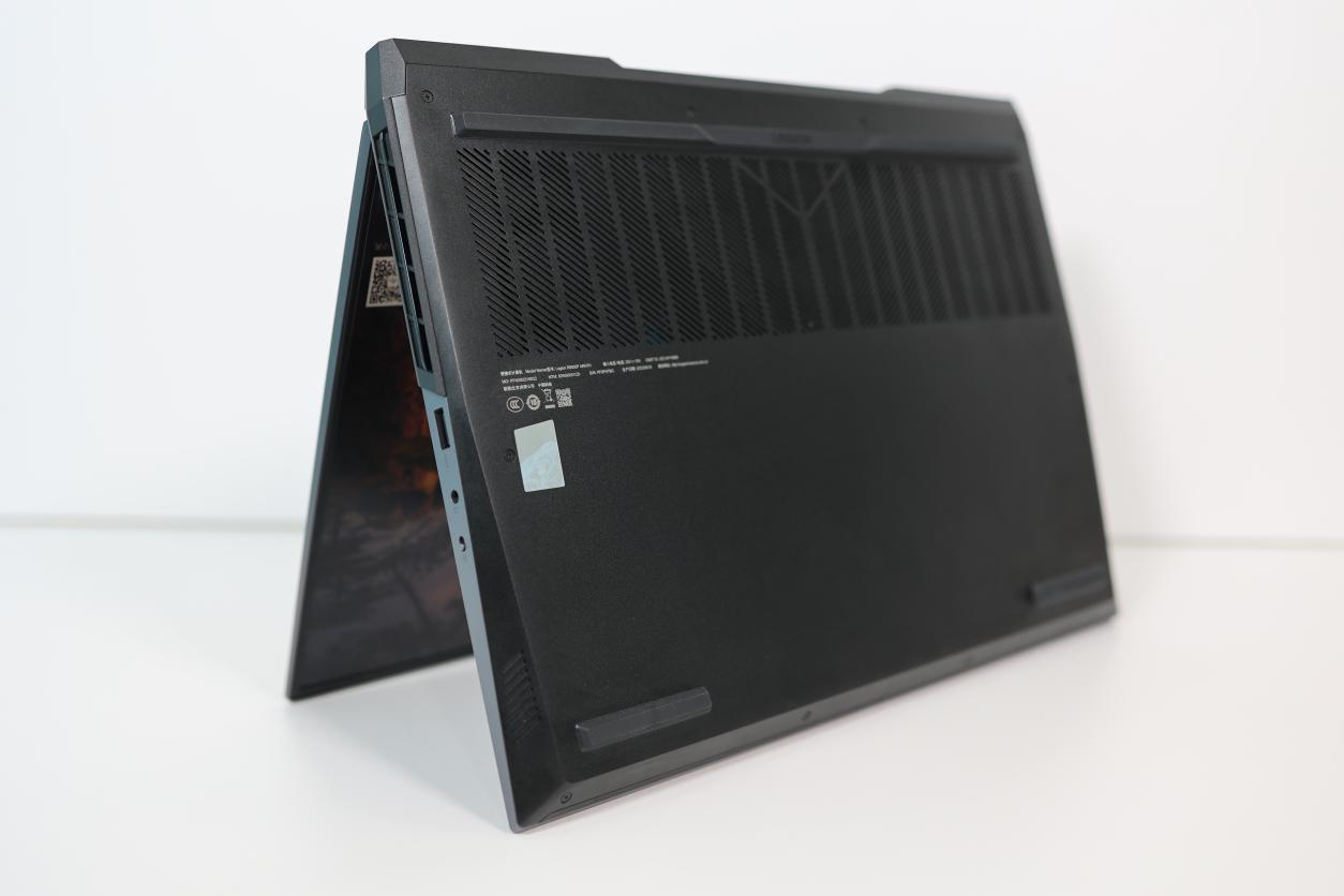 联想拯救者R9000P高性能电竞本测评: 纵横战场无可匹敌