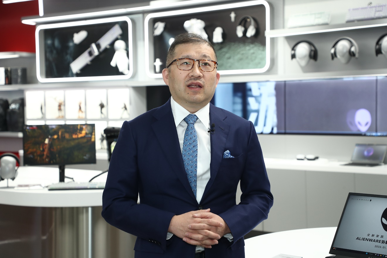 全新ALIENWARE外星人笔记本问世，预言设计迭代升级