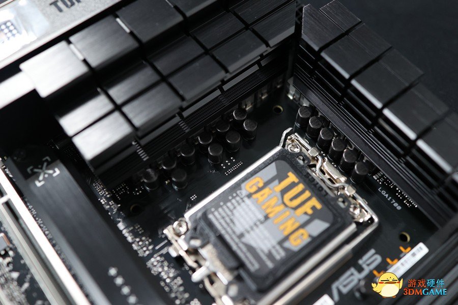 新竞化  华硕B760M主板图鉴