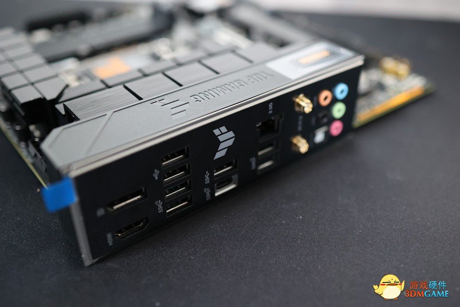 新竞化  华硕B760M主板图鉴