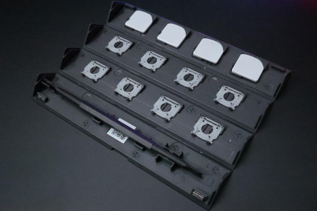 联想拯救者R9000K 2022 超威卓越平台游戏本体验评测：超高性能与颜值双双在线