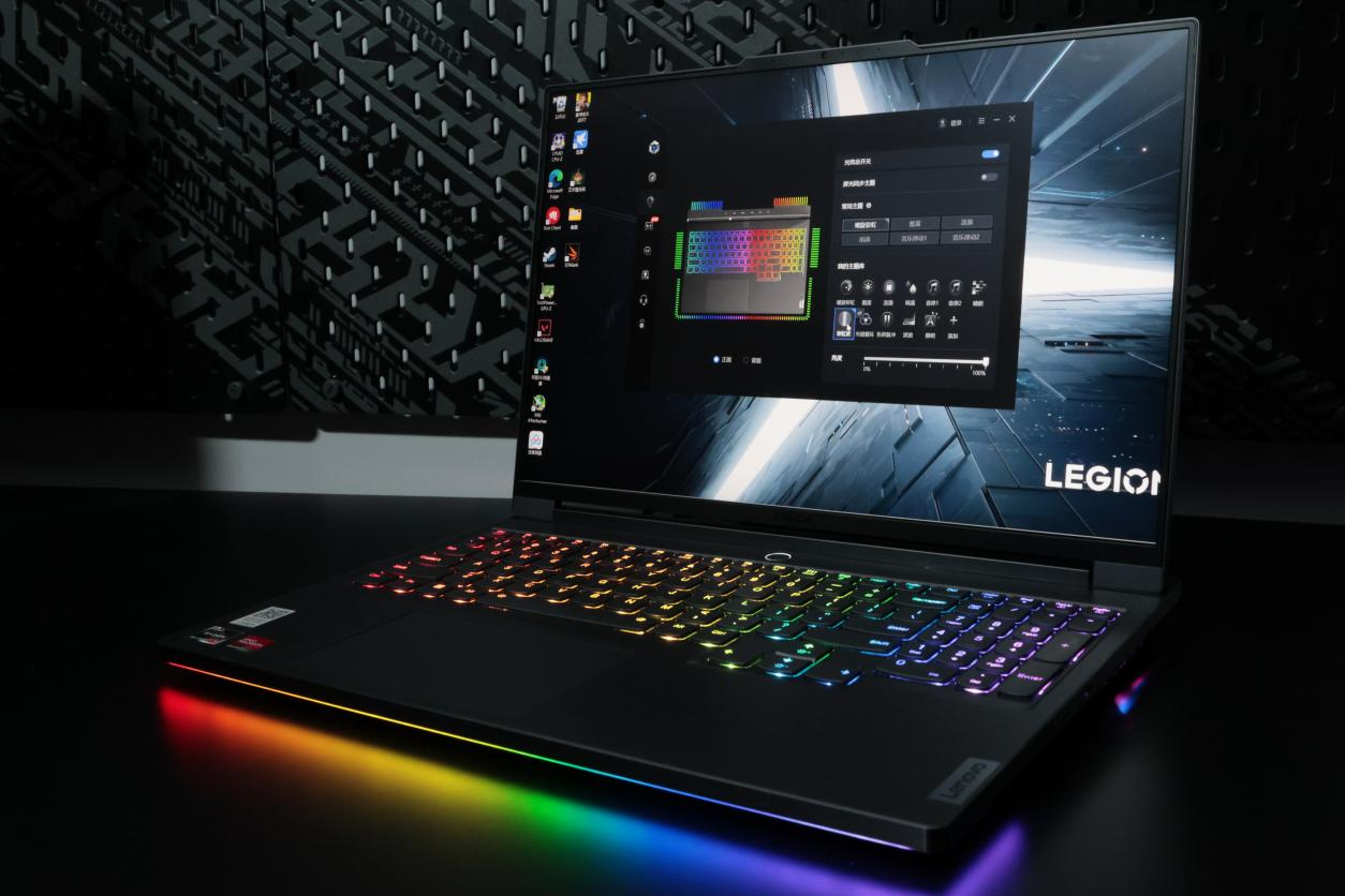 联想拯救者R9000K 2022 超威卓越平台游戏本体验评测：超高性能与颜值双双在线