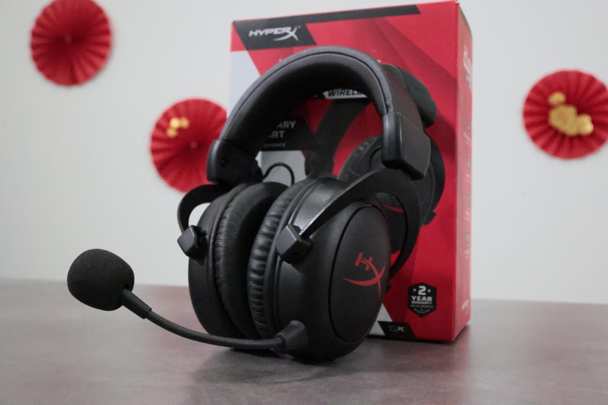 HyperX战斧无线版游戏耳机：沉浸真实音效体验，战无不胜攻无不克