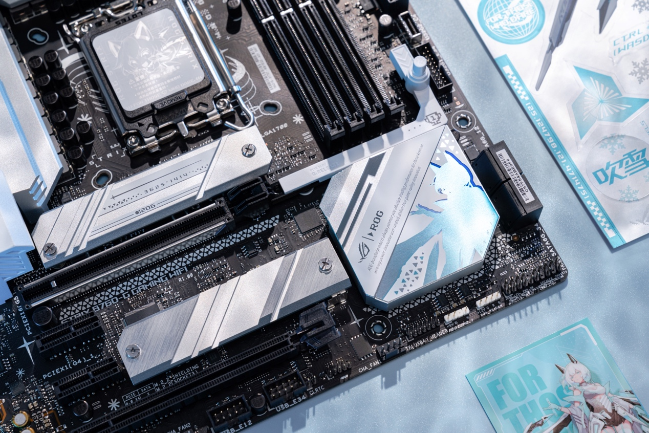 首发有礼 华硕B760小吹雪主板支持DDR5-7800