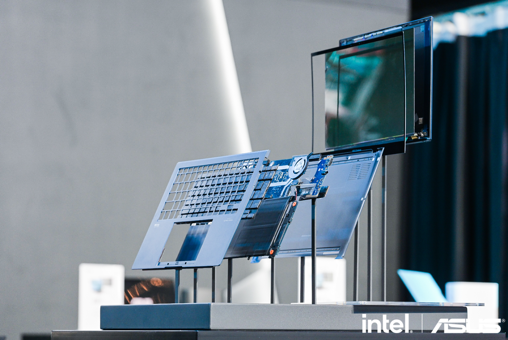 一文读懂华硕轻薄本2023新品发布会 定位精准，全场景覆盖