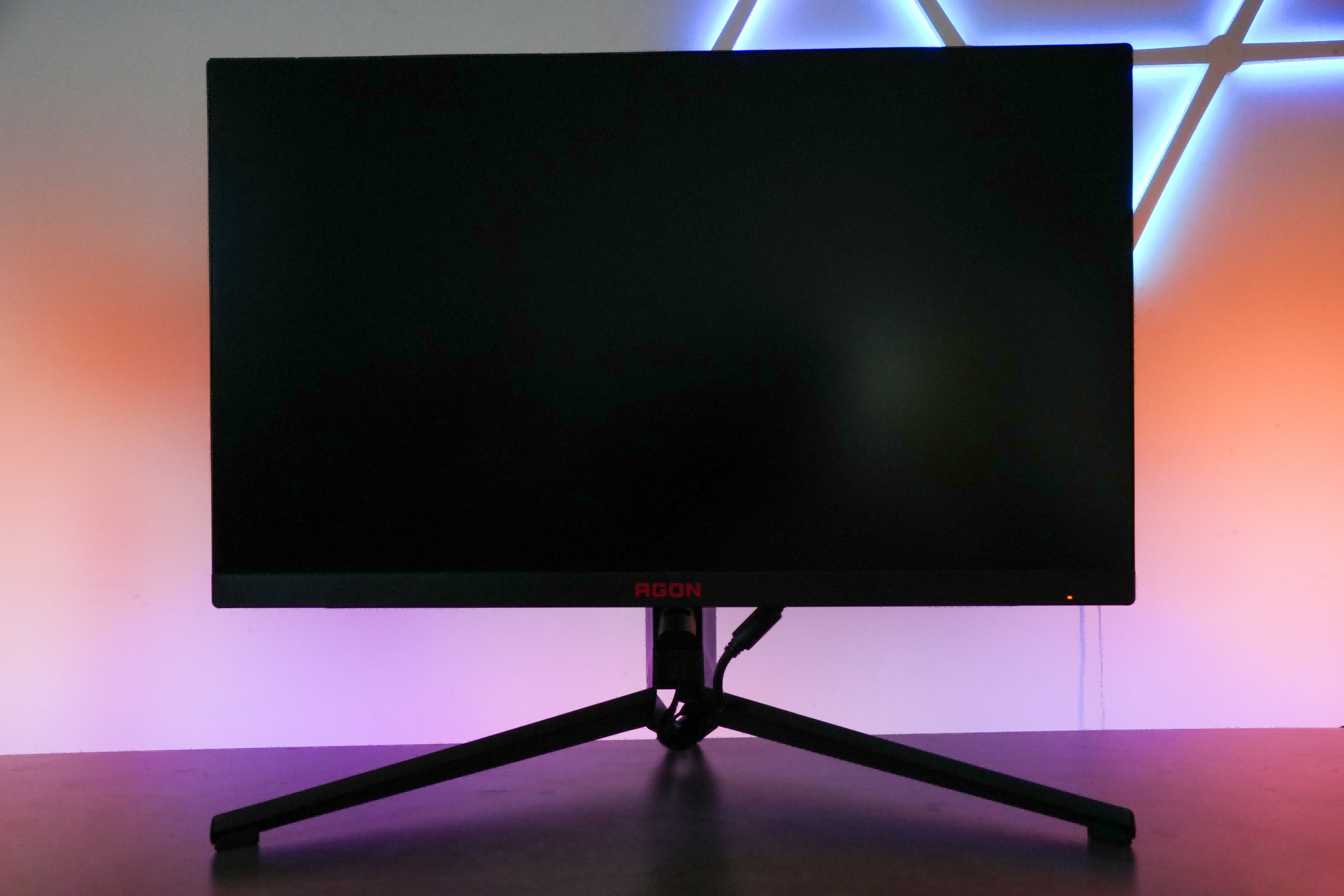 AGON AG274QZM显示器评测：设计新颖 性能强劲