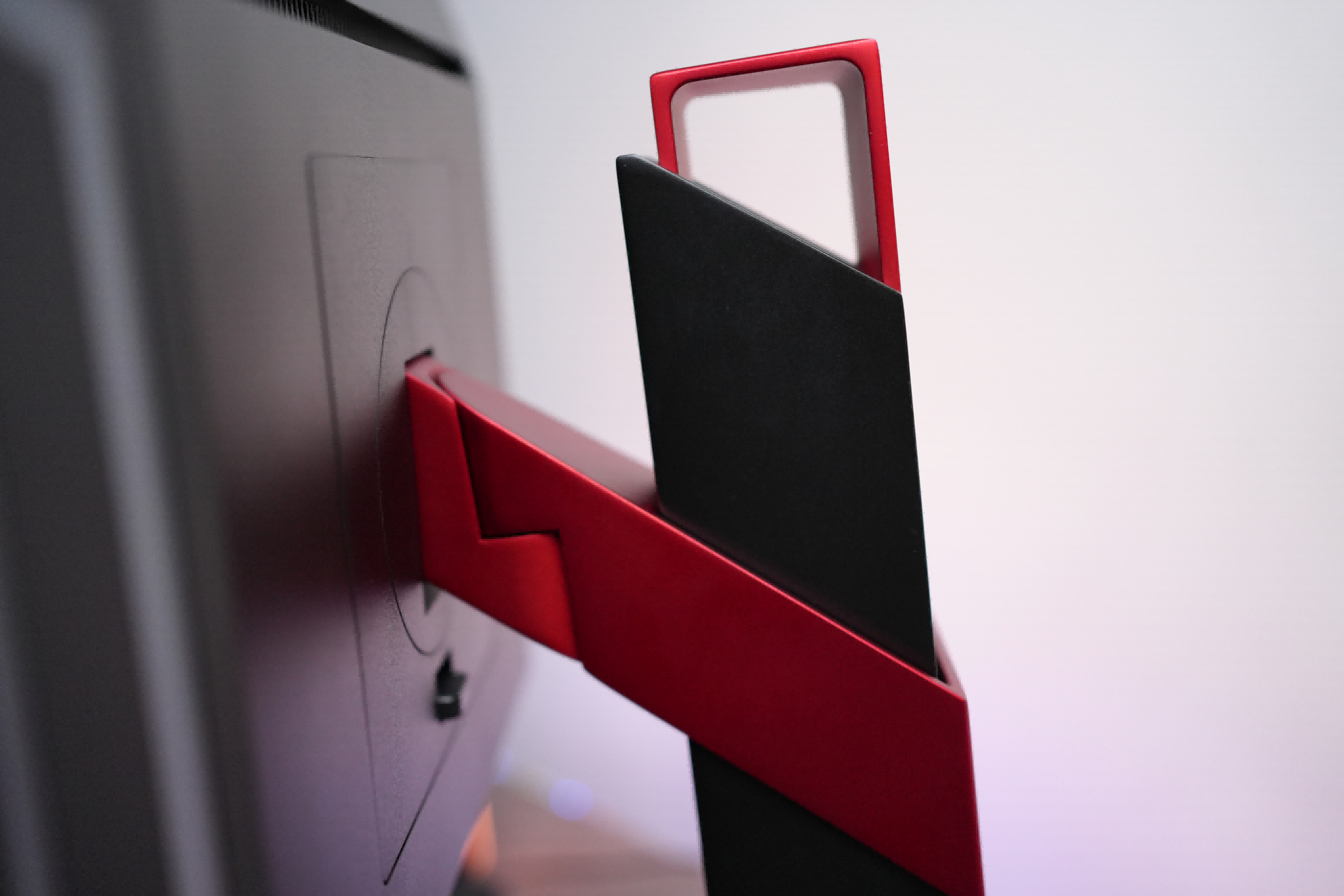 AGON AG274QZM显示器评测：设计新颖 性能强劲