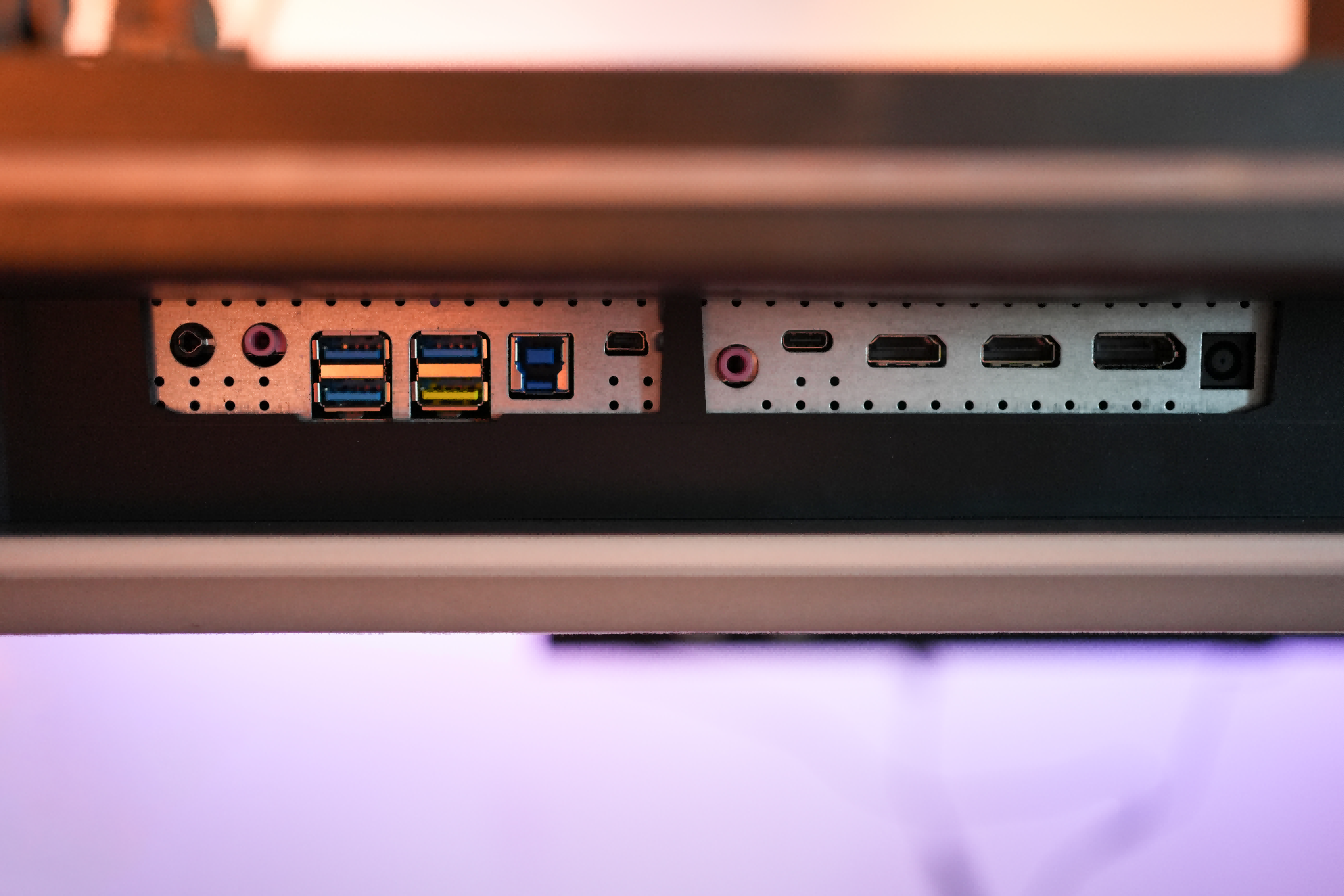 AGON AG274QZM显示器评测：设计新颖 性能强劲