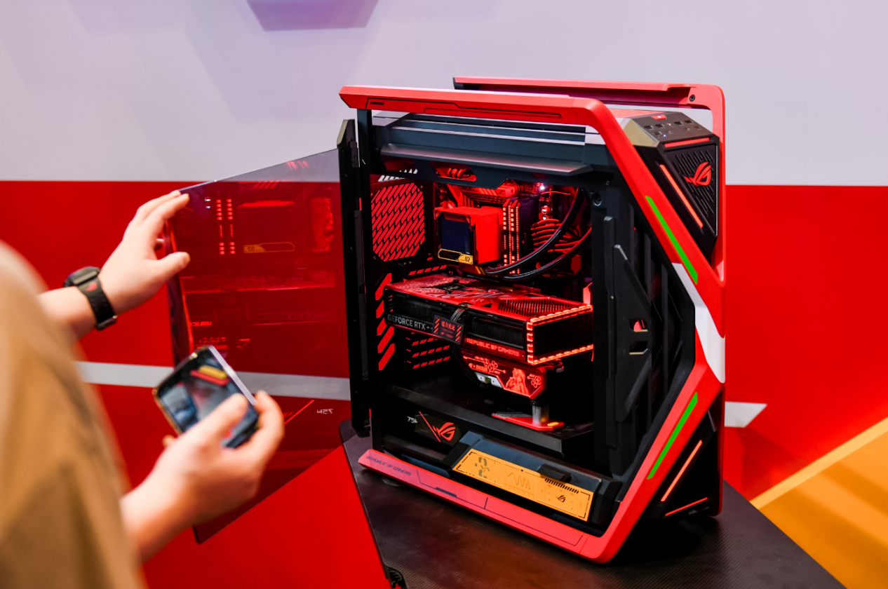 竞化纪元，梦幻联动！ROG×EVA新品发布会登陆BW 2023