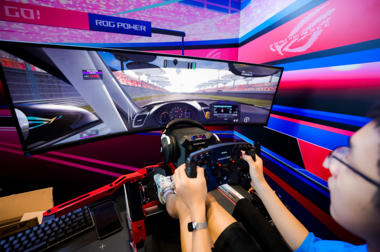 竞化纪元，梦幻联动！ROG×EVA新品发布会登陆BW 2023