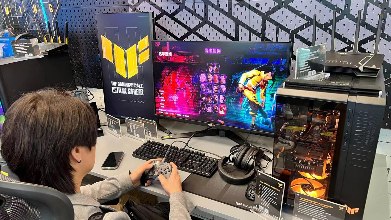 竞化纪元，梦幻联动！ROG×EVA新品发布会登陆BW 2023