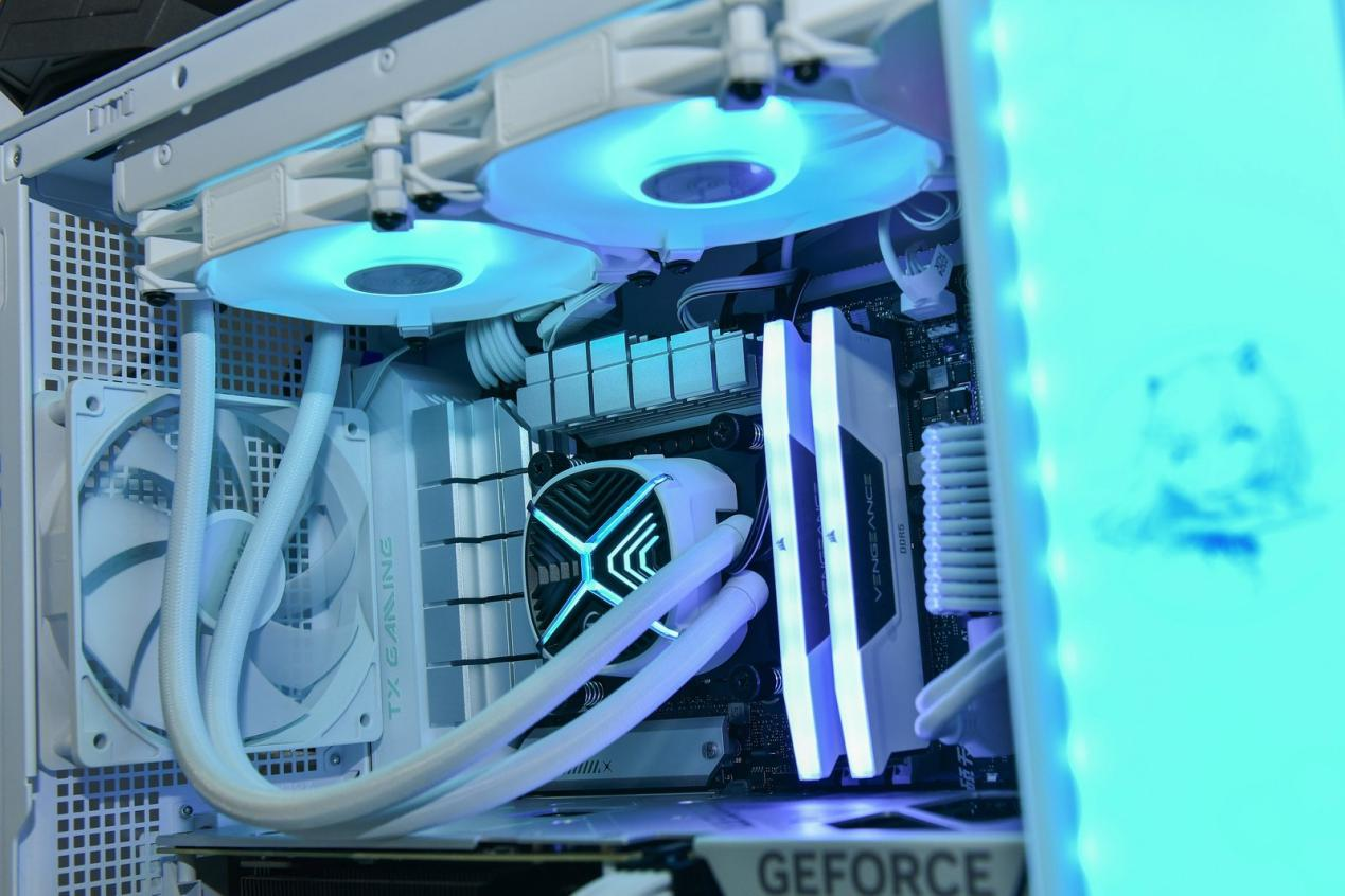 竞化纪元，梦幻联动！ROG×EVA新品发布会登陆BW 2023