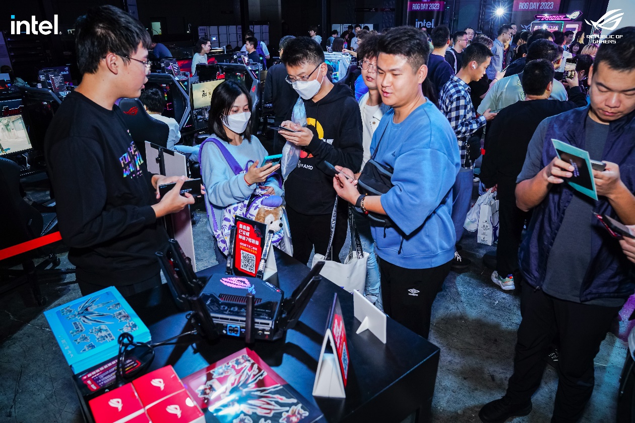 潮酷燃爆蜀地，英雄汇聚玩家国度！ROG DAY 2023暨英特尔新品玩家体验会成功举行