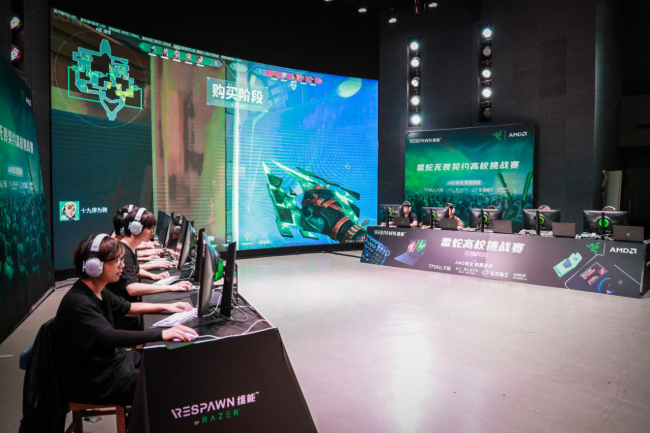 2023雷蛇高校挑战赛武汉站 解说亦然助力赛场