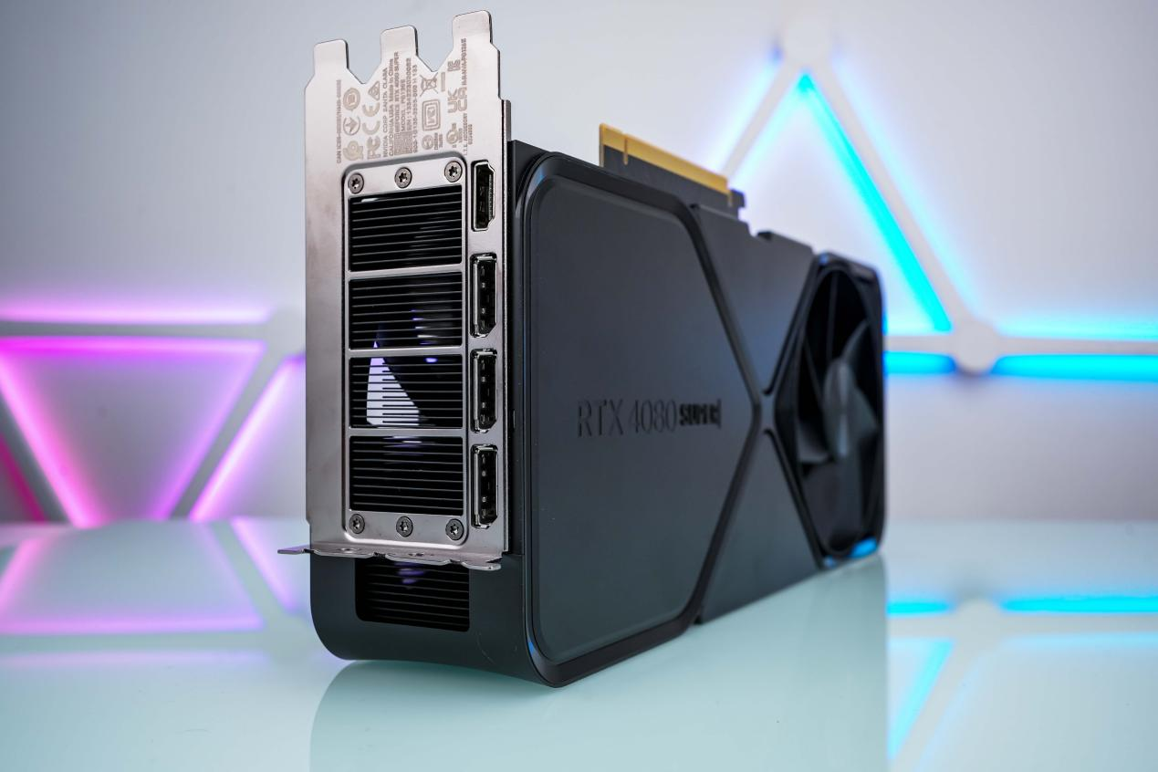 GeForce RTX 4080 SUPER评测：极具性价比，比4080便宜￥1400