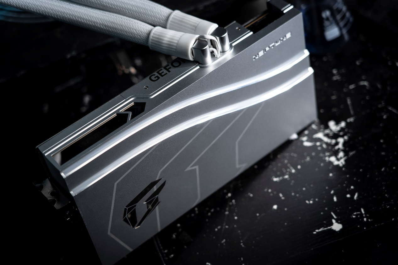 8099起！4K性猛兽iGame RTX 4080 SUPER系列显卡开售