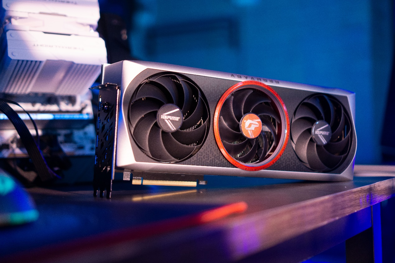 8099起！4K性猛兽iGame RTX 4080 SUPER系列显卡开售