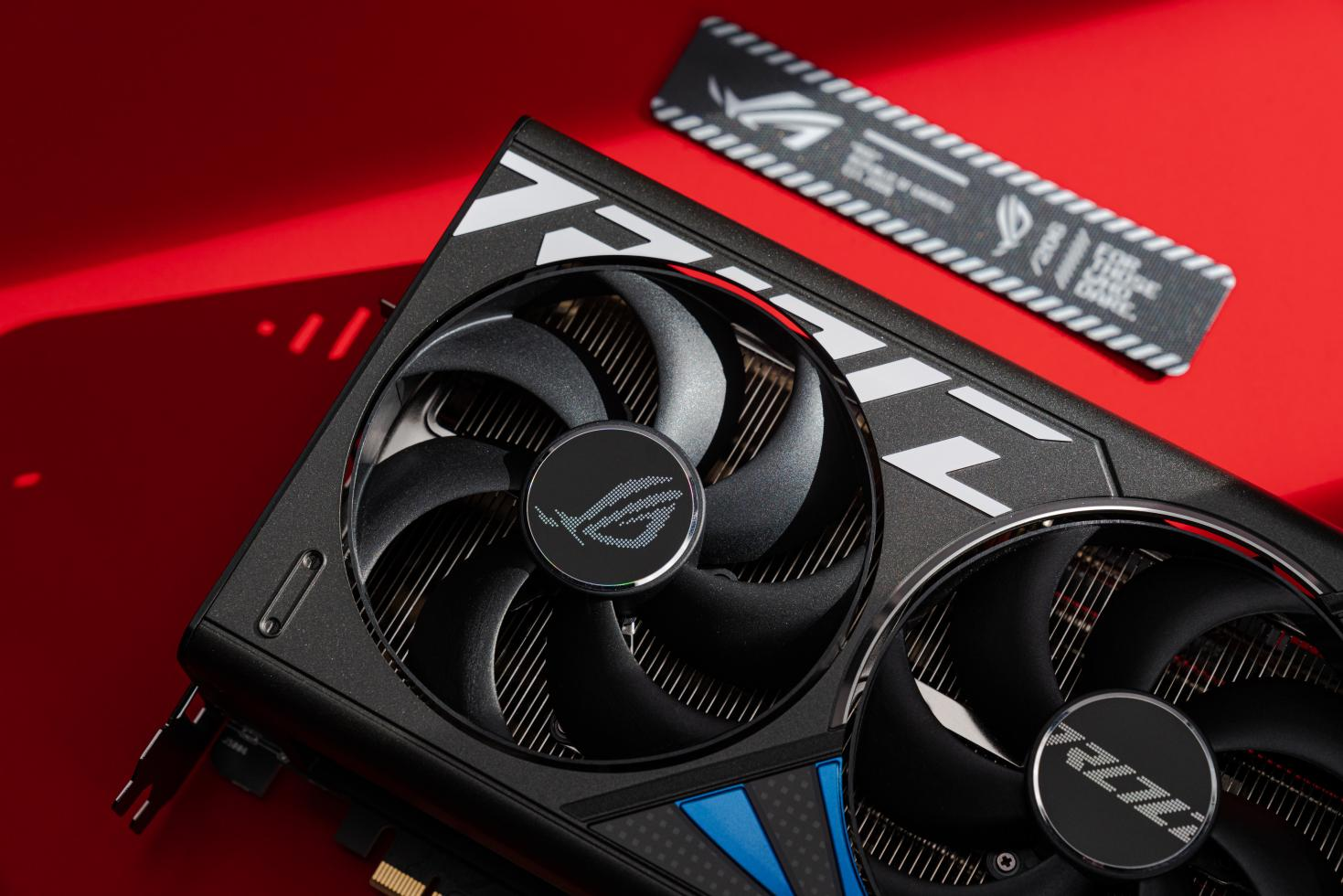 龙年献礼！华硕ROG STRIX 4080 SUPE超能力显卡