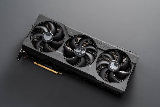 4K游戏超能力！华硕TUF GAMING 4080 SUPER显卡