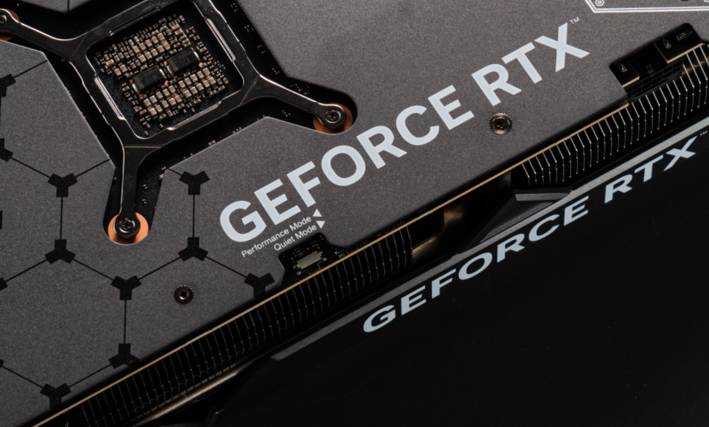 4K高阶游戏性能！华硕TUF GAMING 4080 SUPER超能力显卡