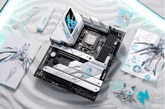 ROG主板与周冠宇一起竞自己 战无惧！