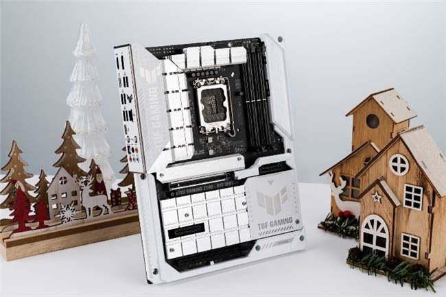 华硕TUF GAMING Z790-BTF WIFI背置主板荣获红点设计奖