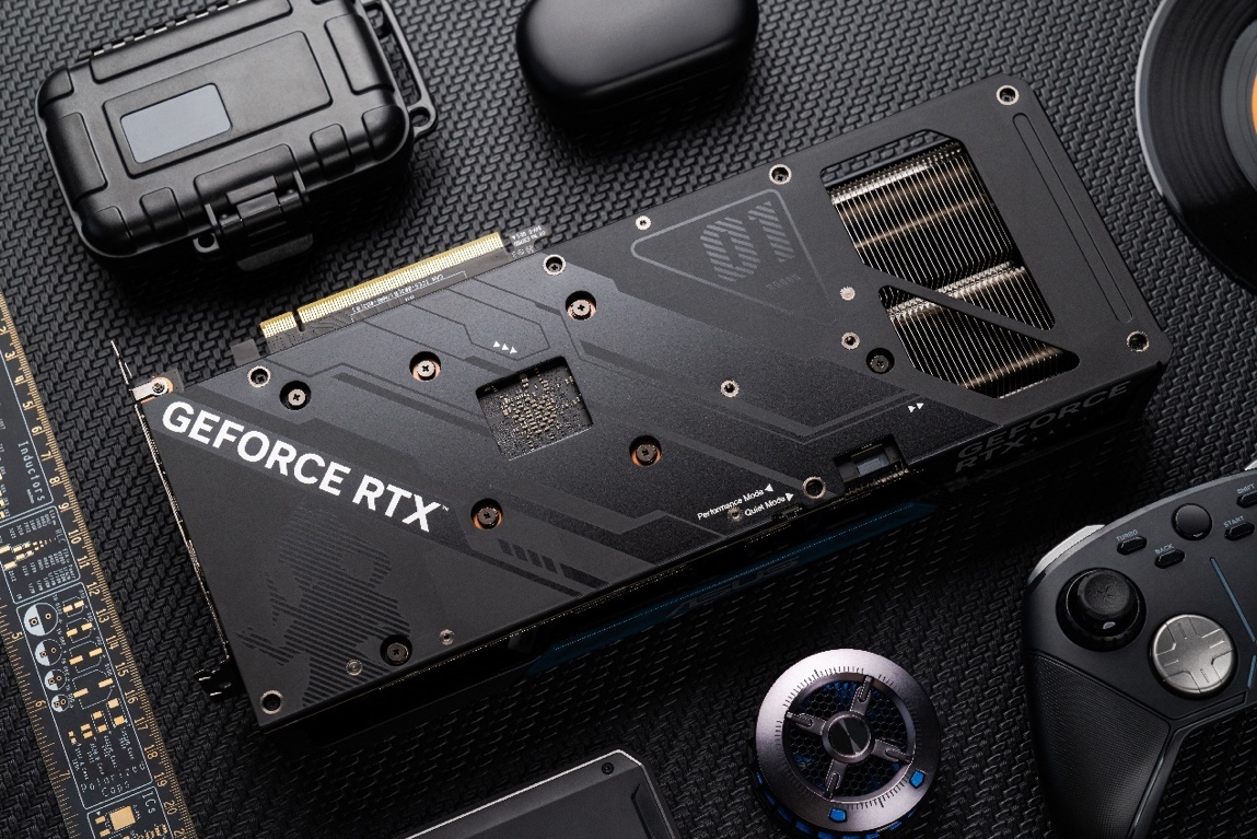 618人气爆款显卡！巨齿鲨4060&天选4060显卡游戏神装