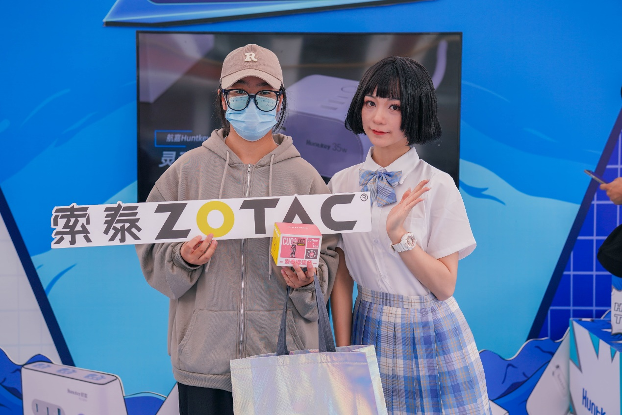 创新科技，拥抱AI时代：索泰全国校园行昆明站成功觉醒