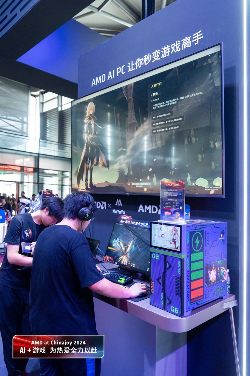 华硕显卡亮相2024ChinaJoy，Tony大叔大秀液氮超频