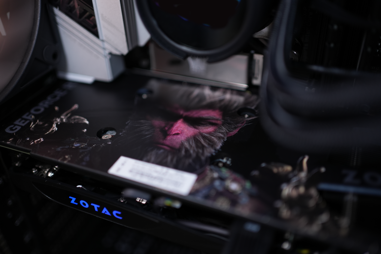 直面天命，索泰黑神话悟空联名显卡评测